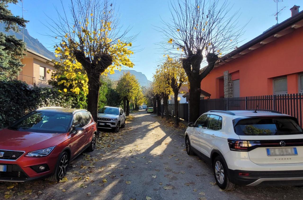 Spacious Apartment At Como Lake مانديلو ديل لاريو المظهر الخارجي الصورة