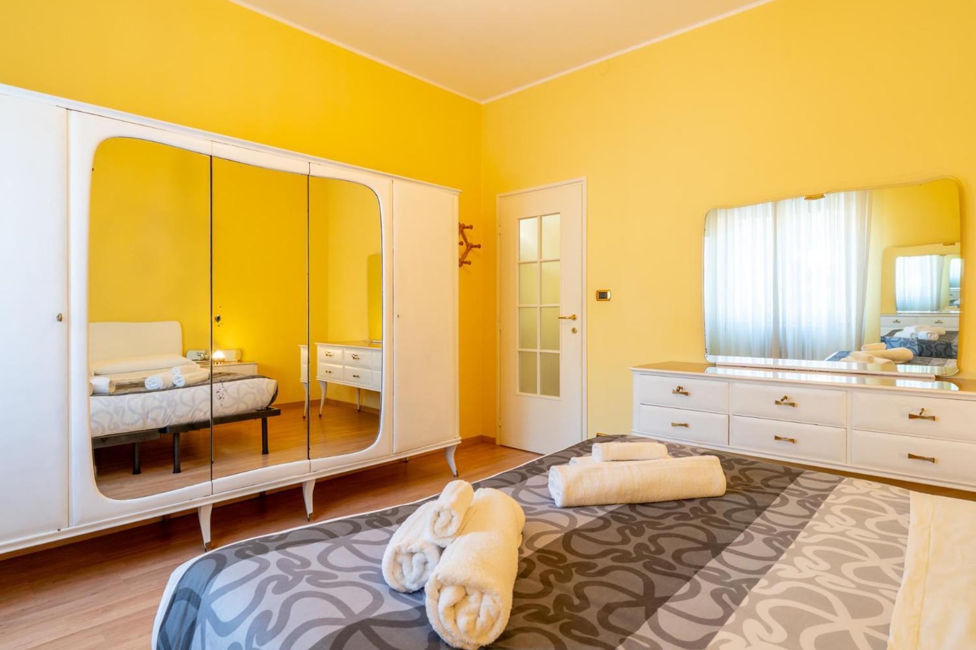 Spacious Apartment At Como Lake مانديلو ديل لاريو المظهر الخارجي الصورة