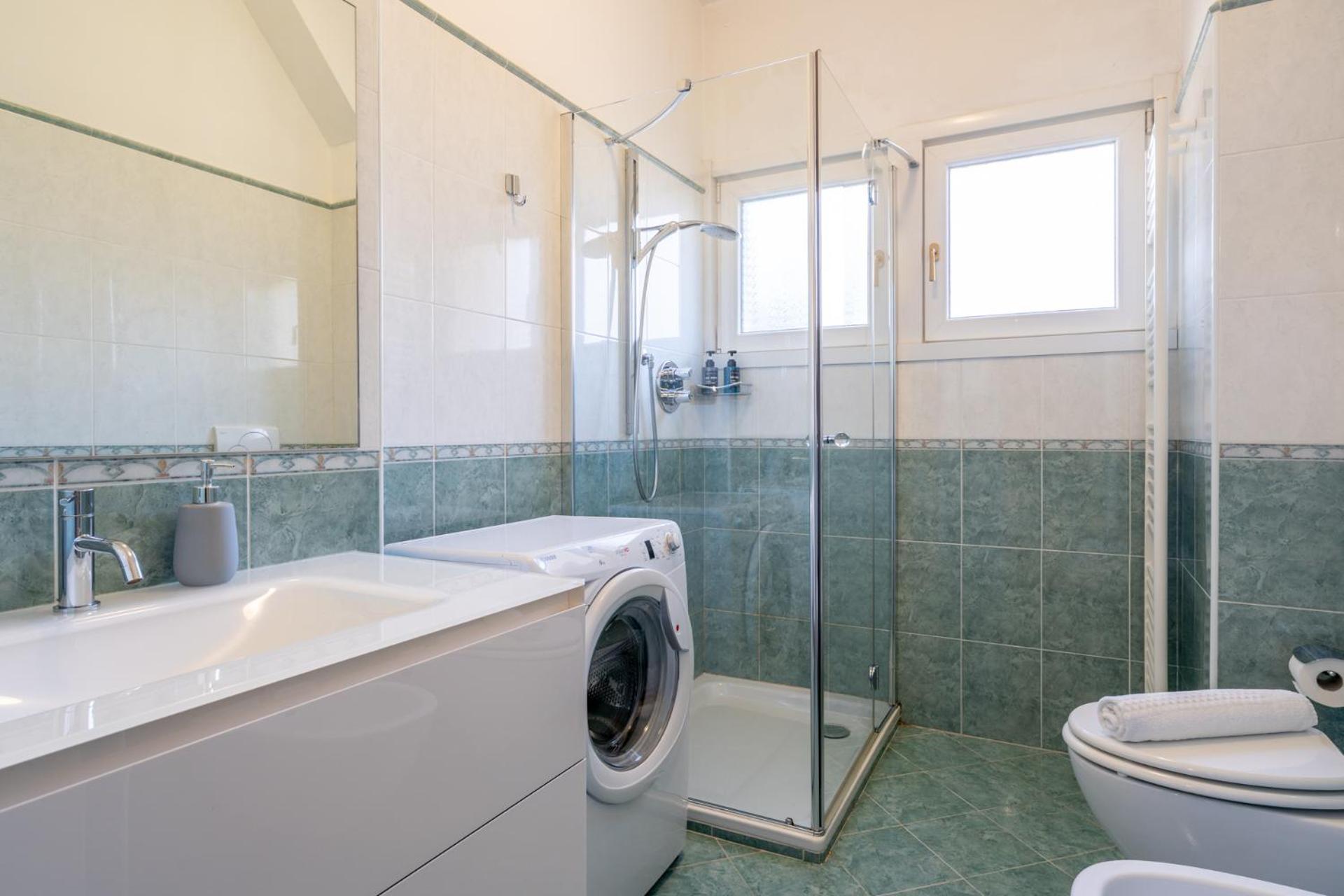 Spacious Apartment At Como Lake مانديلو ديل لاريو المظهر الخارجي الصورة
