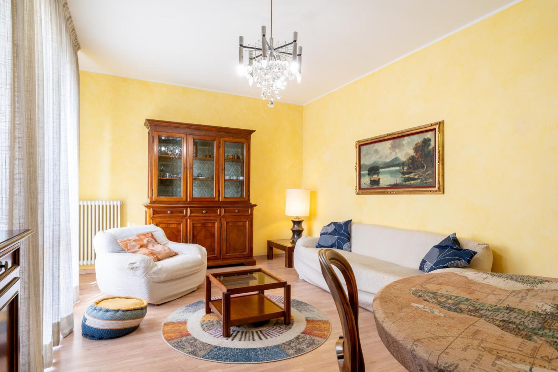 Spacious Apartment At Como Lake مانديلو ديل لاريو المظهر الخارجي الصورة